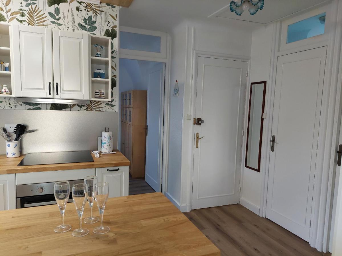 Au Gre Des Marees 2 Appartement Face A La Mer 2Eme Etage Ault Εξωτερικό φωτογραφία