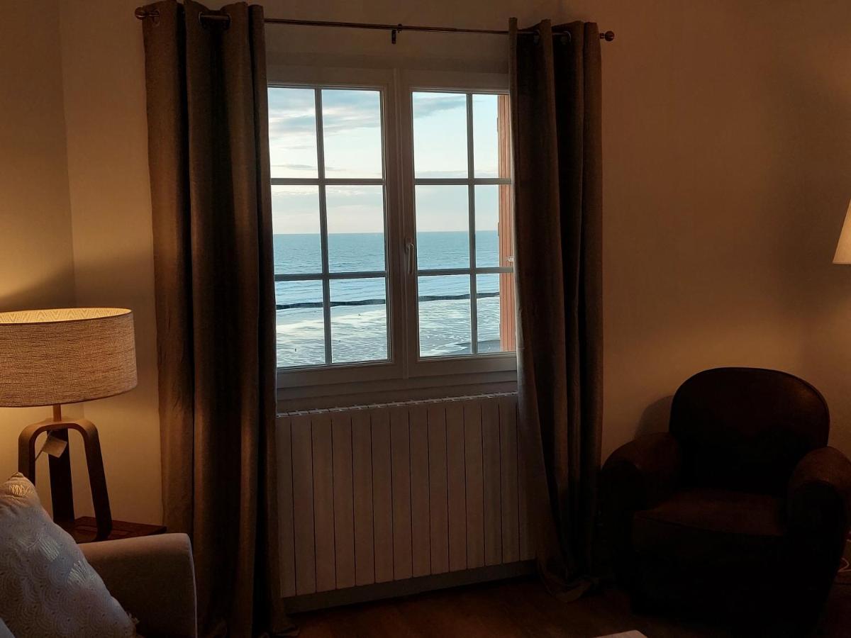 Au Gre Des Marees 2 Appartement Face A La Mer 2Eme Etage Ault Εξωτερικό φωτογραφία